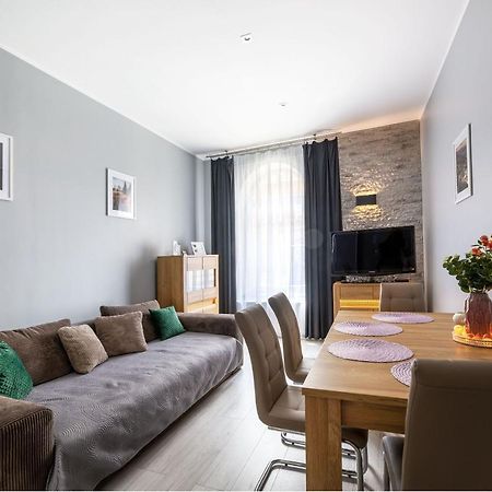 דוז'ניקי ז'דרוז' Apartament Silver מראה חיצוני תמונה